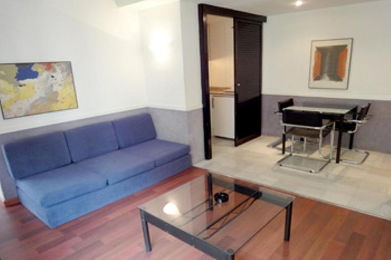 Apartamentos Descartes Barcelona Ruang foto